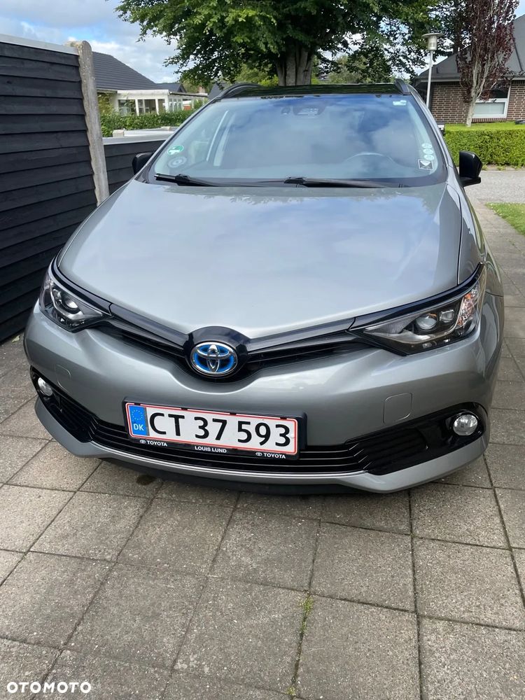 Toyota Auris 1.8 HSD Prestige NAVI - 1