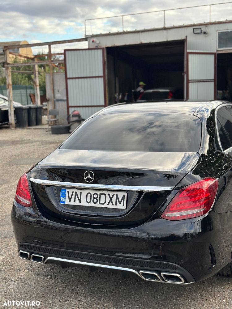Mercedes-Benz C 2014 photo 5