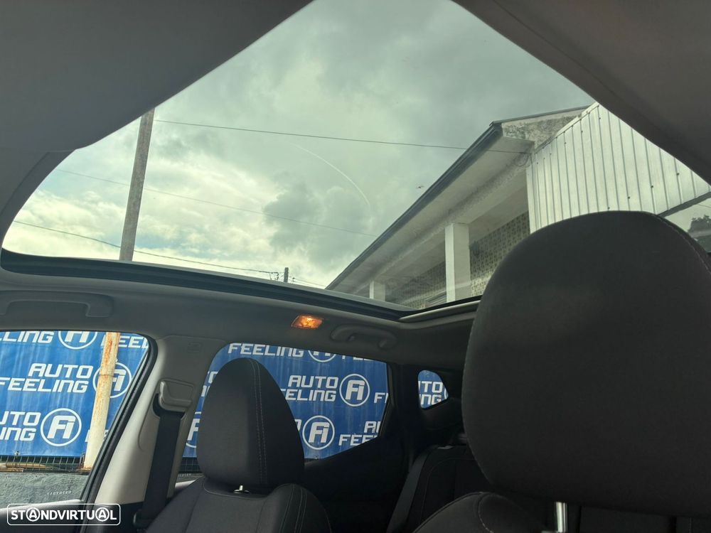 Nissan Qashqai 1.5 dCi N-Connecta DCT - 29