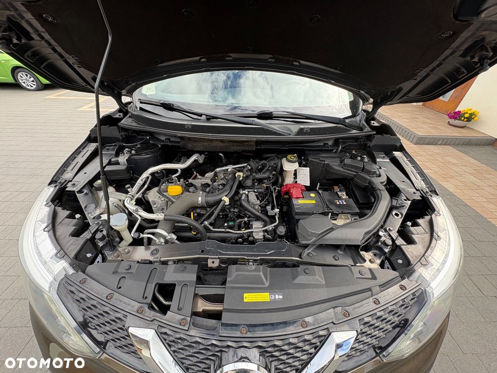 Nissan Qashqai 1.2 DIG-T N-Vision - 30