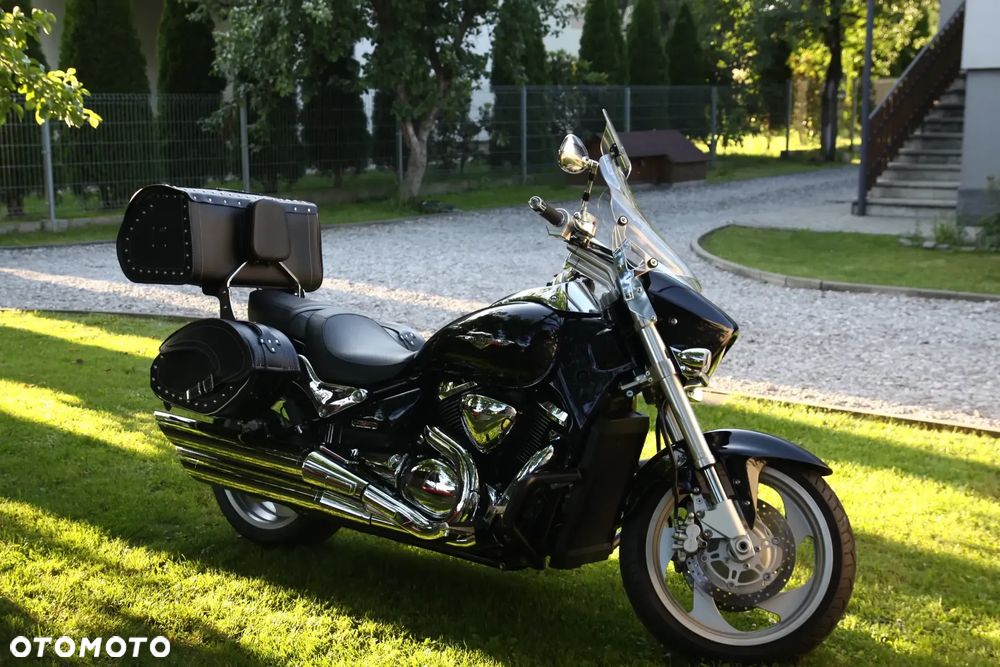 Suzuki Intruder - 2