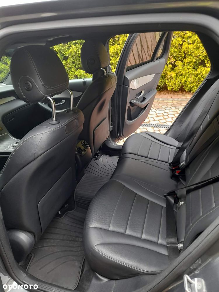 Mercedes-Benz GLC 300 4-Matic - 13