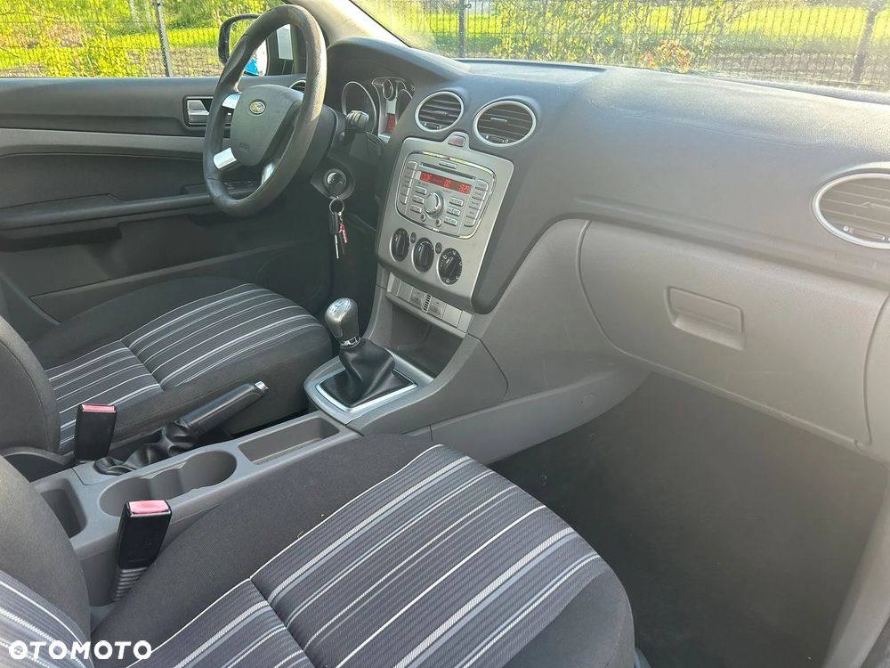 Ford Focus - 10