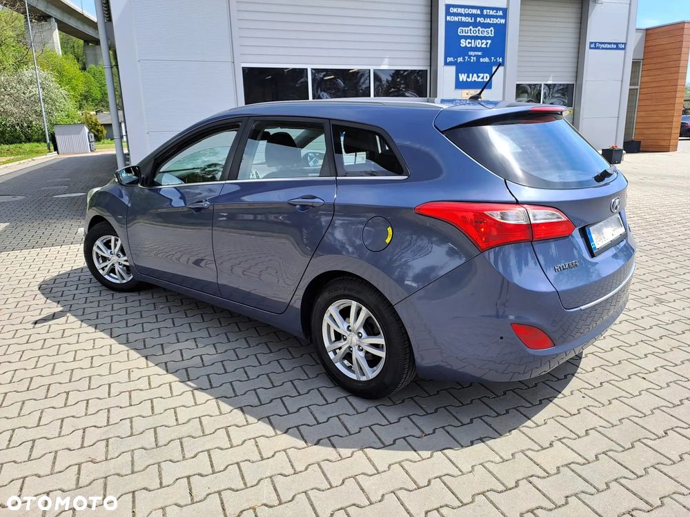 Hyundai i30 1.6 Premium - 6
