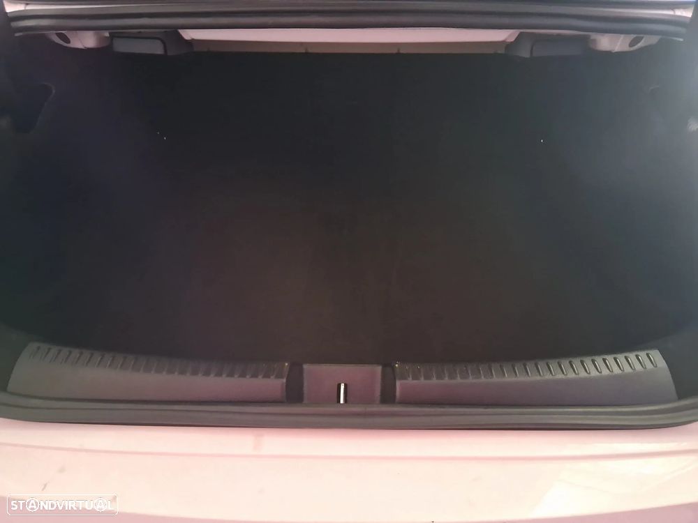 Mercedes-Benz CLA 180 d - 6