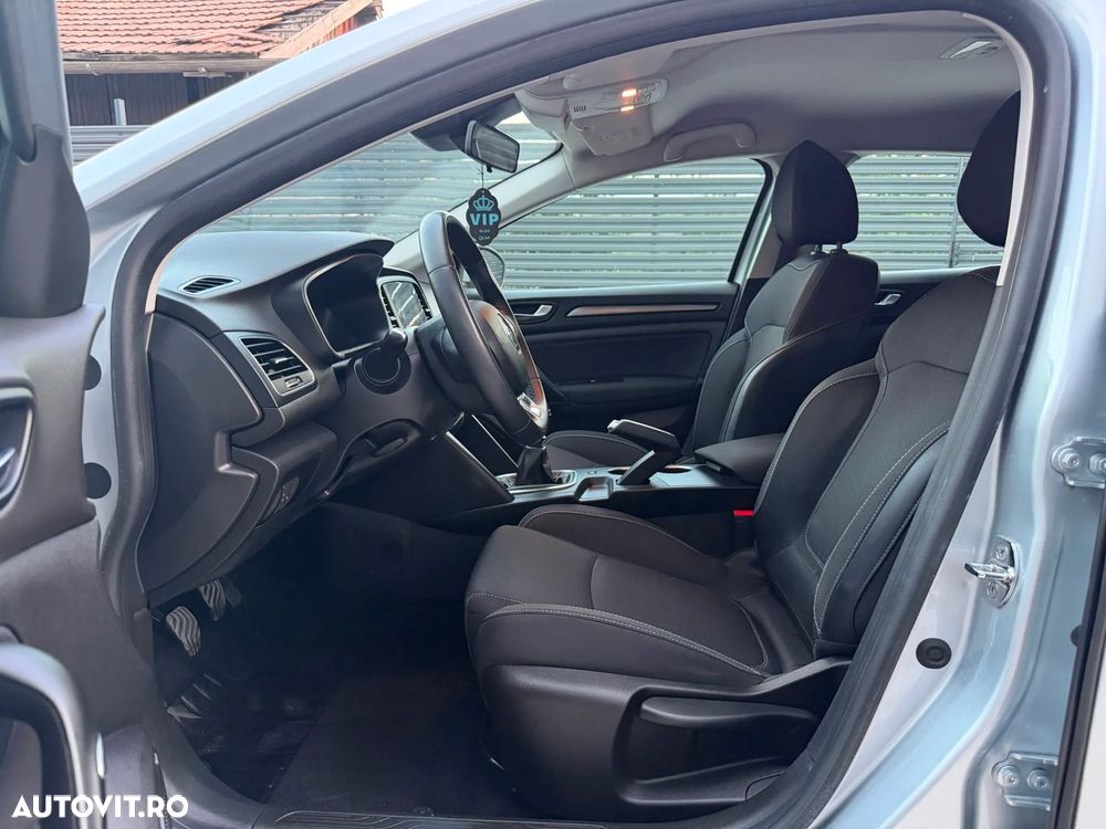 Renault Megane Blue dCi 116 Intens - 16
