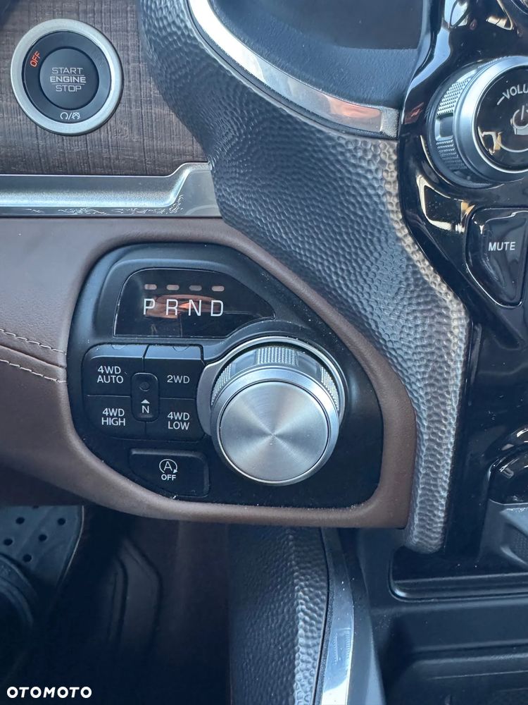 Dodge RAM 1500 5.7 4x4 - 28