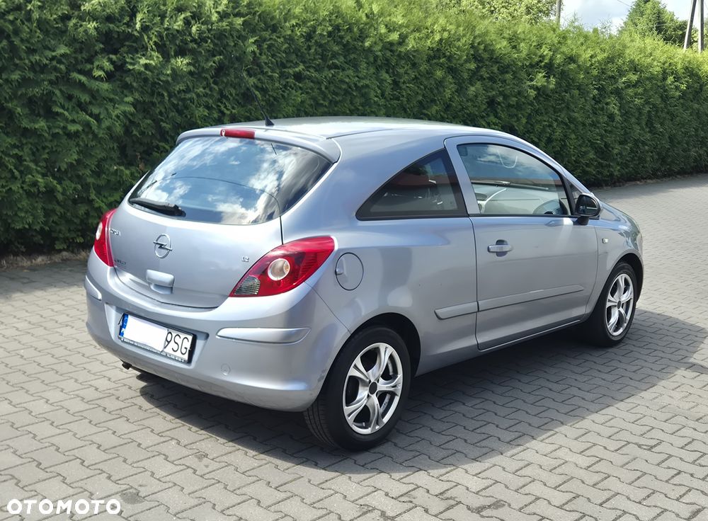 Opel Corsa - 4