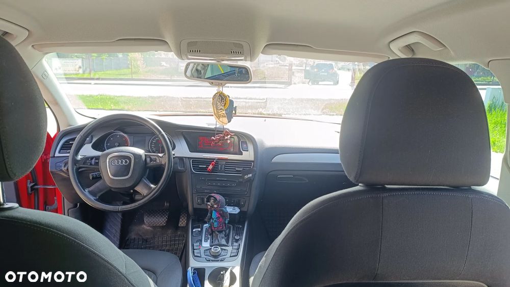 Audi A4 Avant 2.0 TDI Multitronic - 23