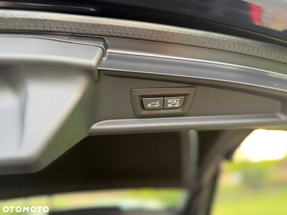 BMW Seria 5 520d xDrive Luxury Line - 17