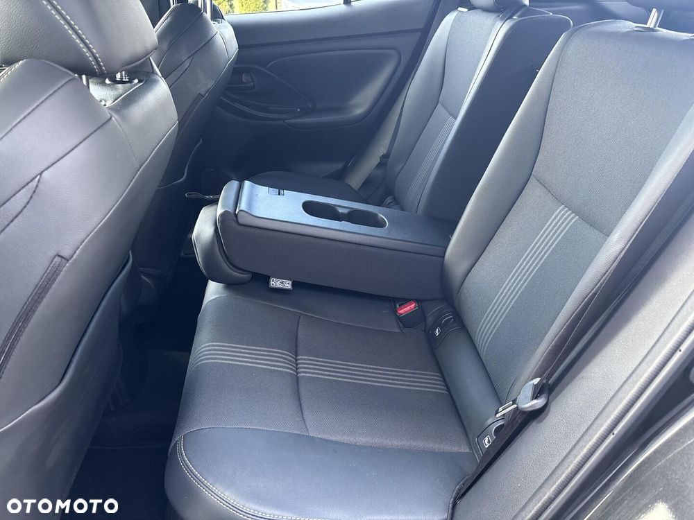 Toyota Yaris Cross Hybrid 1.5 Adventure 4x4 - 9