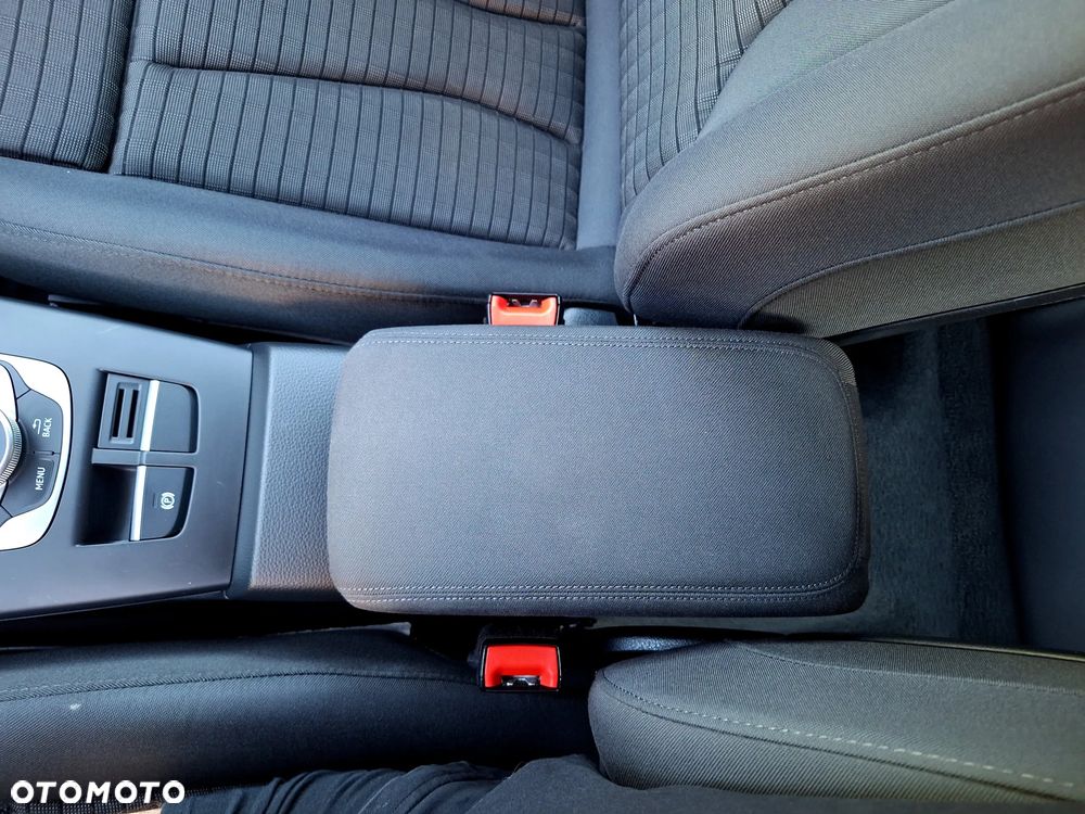 Audi A3 Sportback 1.4 TFSI S tronic Attraction - 29