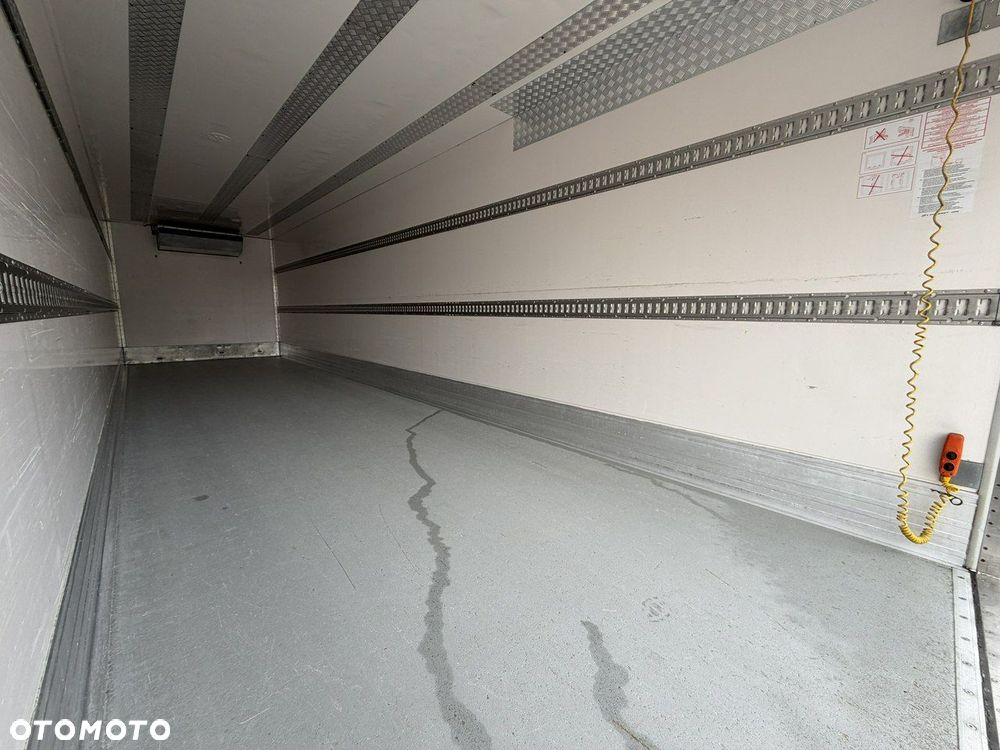 Iveco STRALIS 260S40 E6 Chłodnia Mroźnia Agregat THERMO KING T-1000R - 26