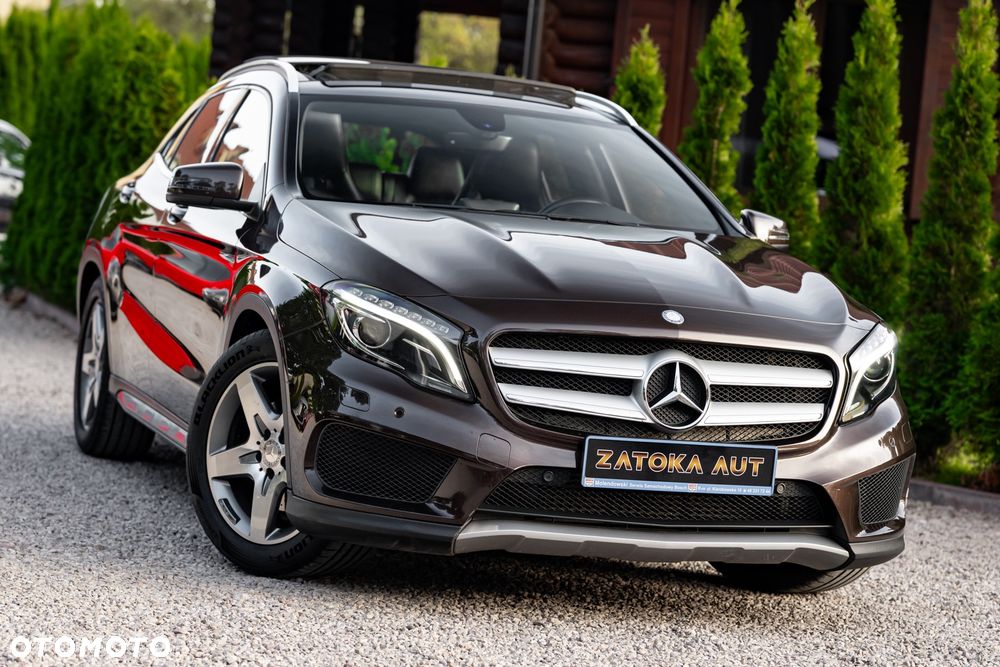 Mercedes-Benz GLA 250 4Matic 7G-DCT AMG Line - 4