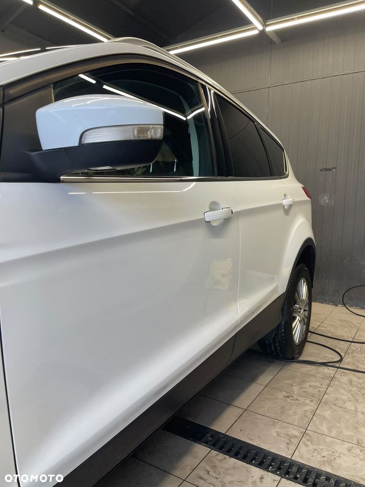 Ford Kuga 1.6 EcoBoost 2x4 Individual - 9