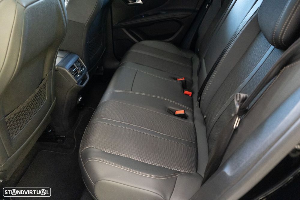 Peugeot 3008 1.6 Hybrid GT e-EAT8 - 10