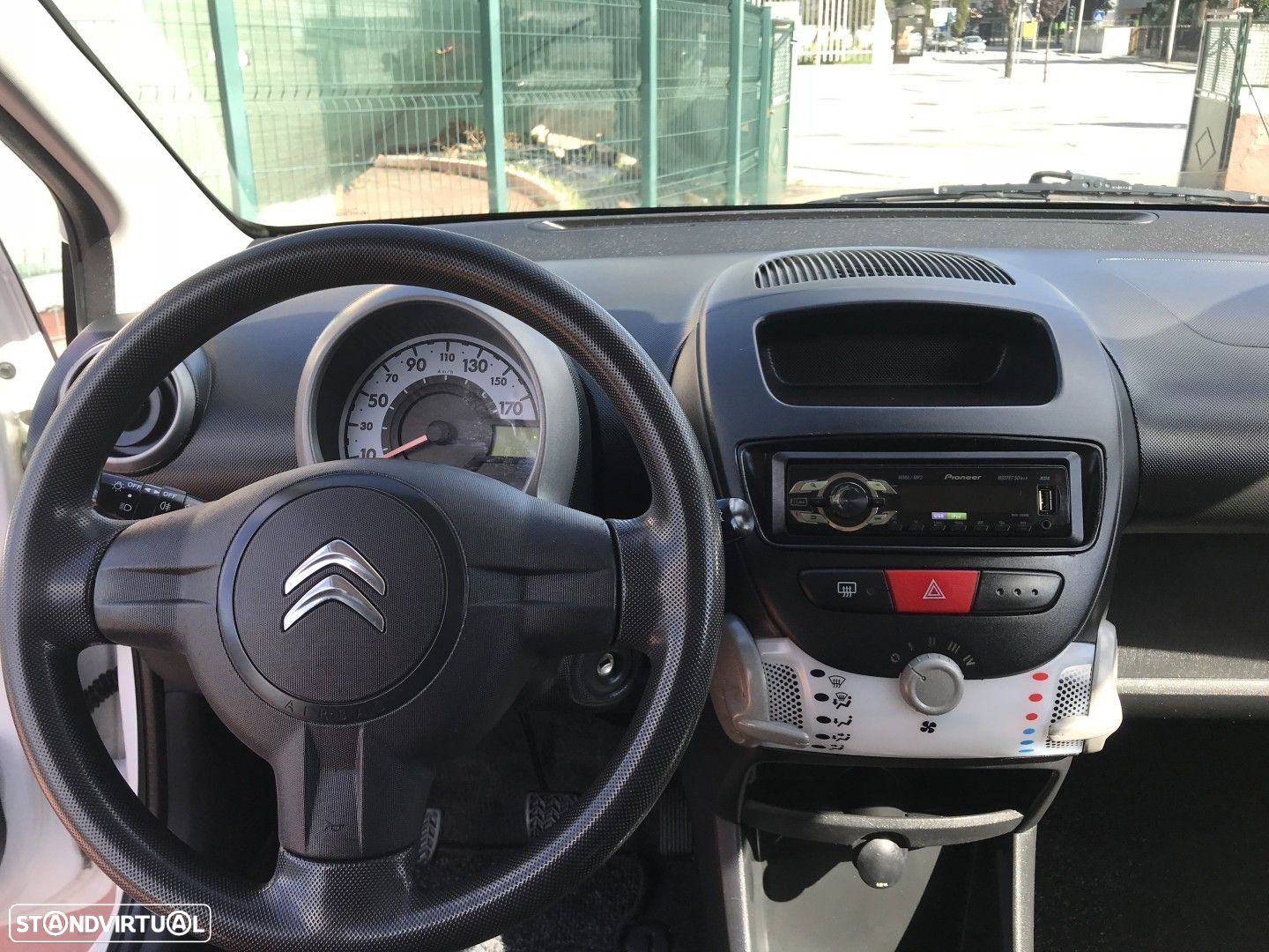 Citroën C1 1.0 Attraction - 10