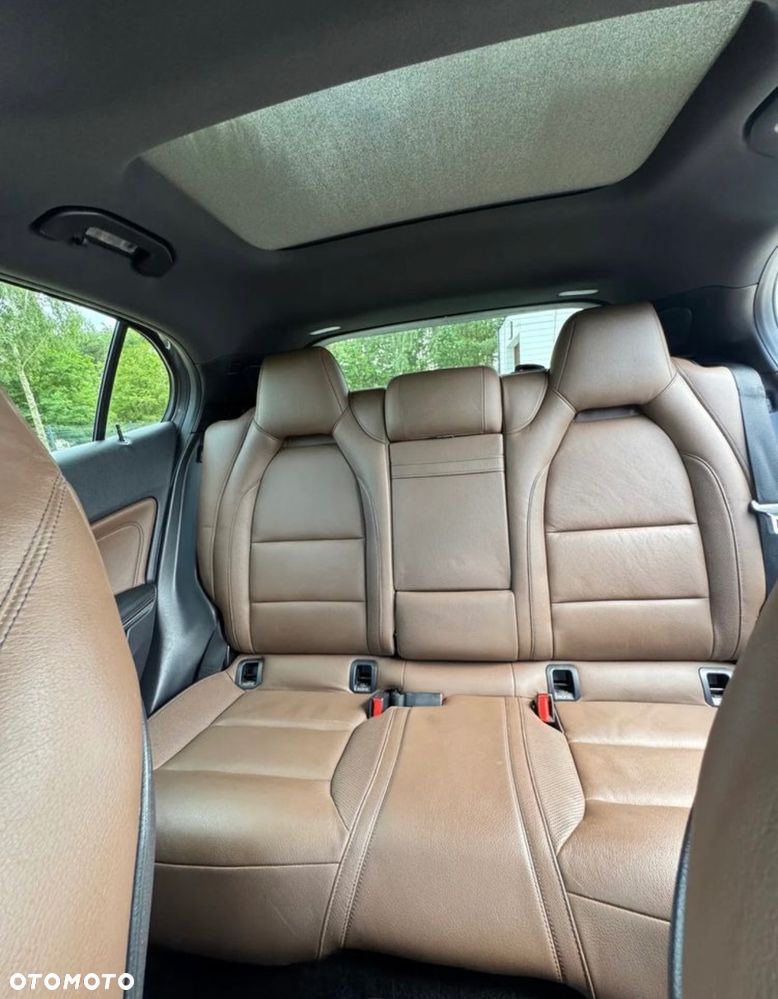 Mercedes-Benz GLA 250 4-Matic - 26