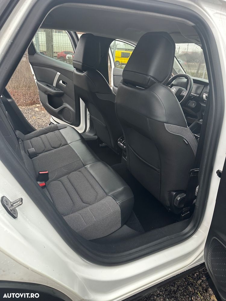 Citroën C4 BlueHDi 130 Stop&Start EAT8 FEEL PACK - 17