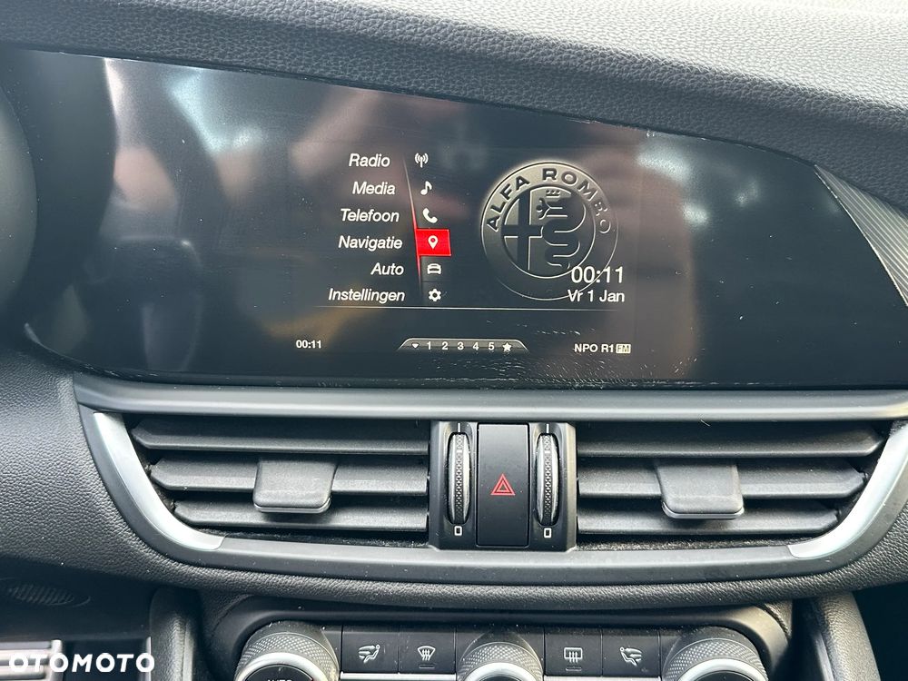 Alfa Romeo Giulia - 18