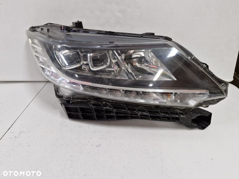 HONDA ODYSSEY V 5 RC1 LAMPA PRAWY PRZÓD REFLEKTOR 100-18076 LED - 3