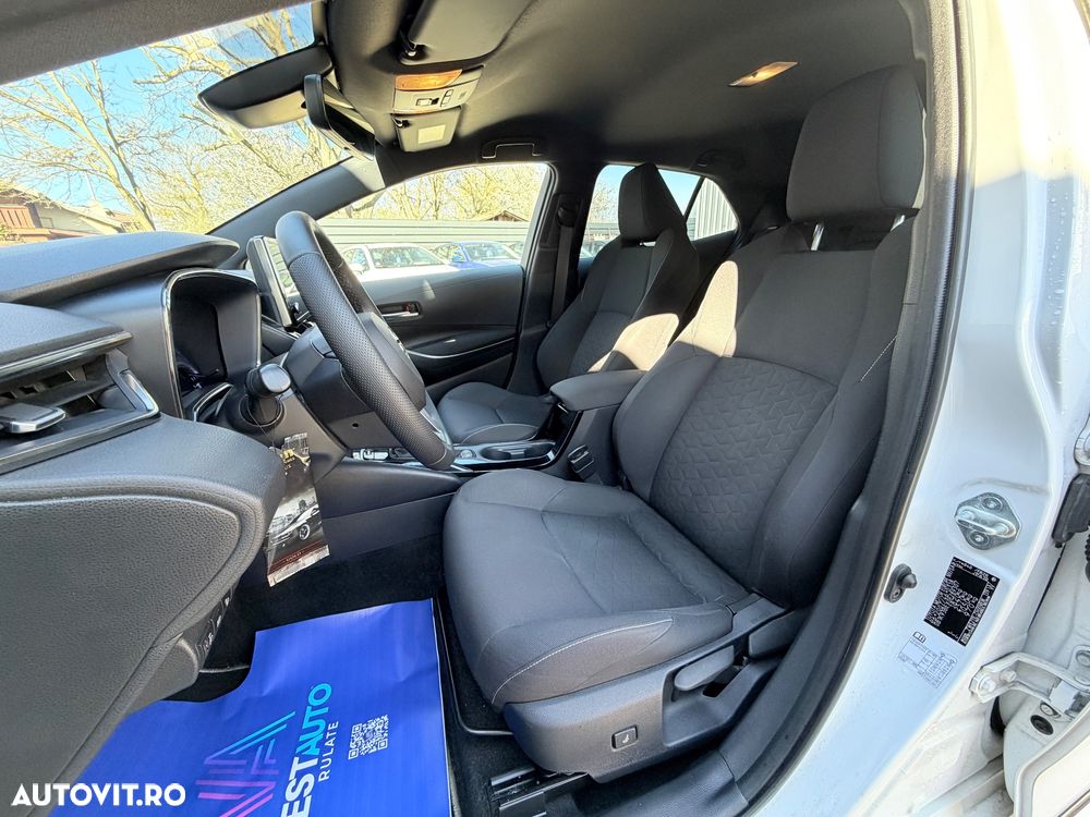 Toyota Corolla 1.8 HSD TS Exclusive - 31