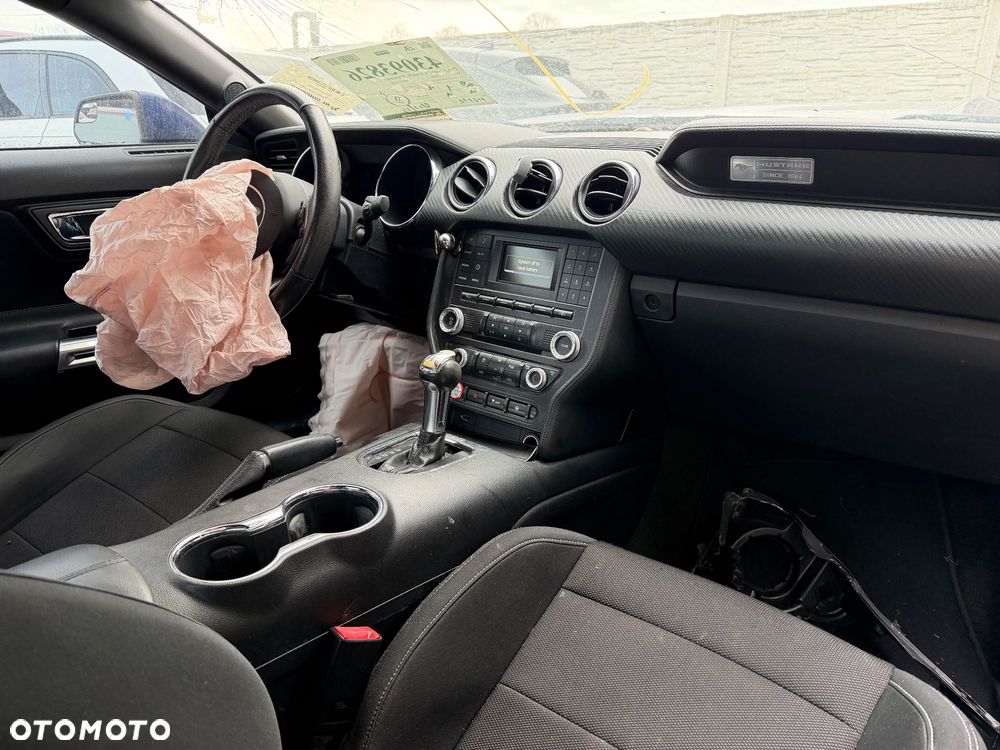 Ford Mustang 3.7 V6 - 3