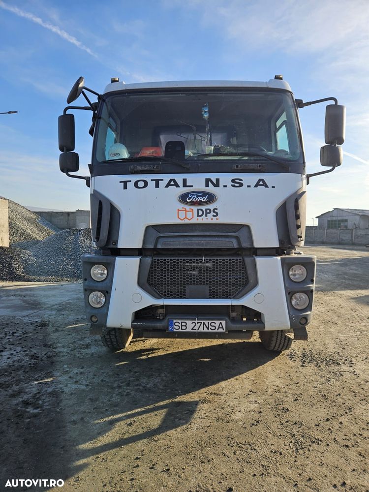 Ford Cargo 4142M - 13