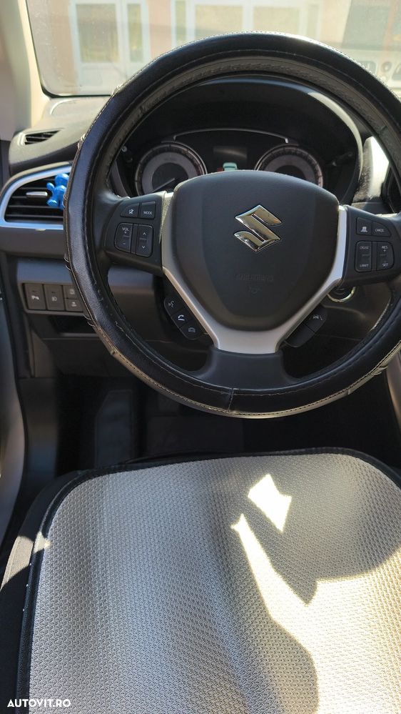 Suzuki S-Cross 1.4 Boosterjet MHEV Passion - 12