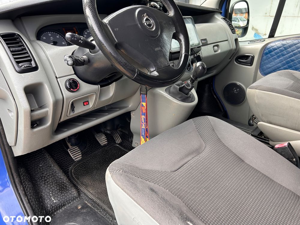 Opel Vivaro - 15