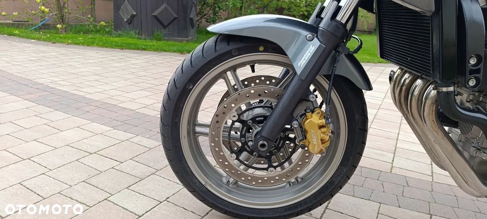 Honda CBF - 38