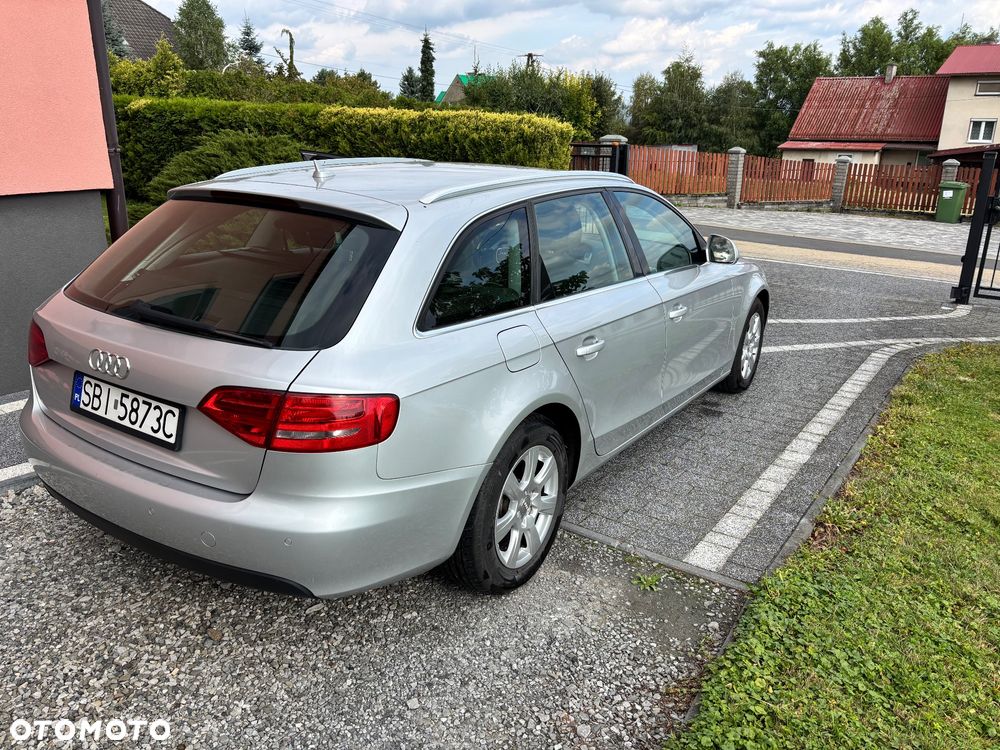 Audi A4 Avant 2.0 TDI DPF Ambition - 6