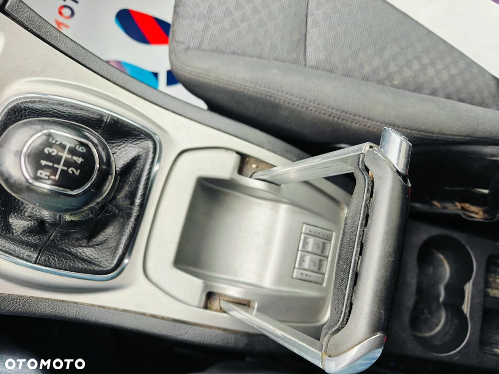 Ford Galaxy 2.0 TDCi Titanium - 23