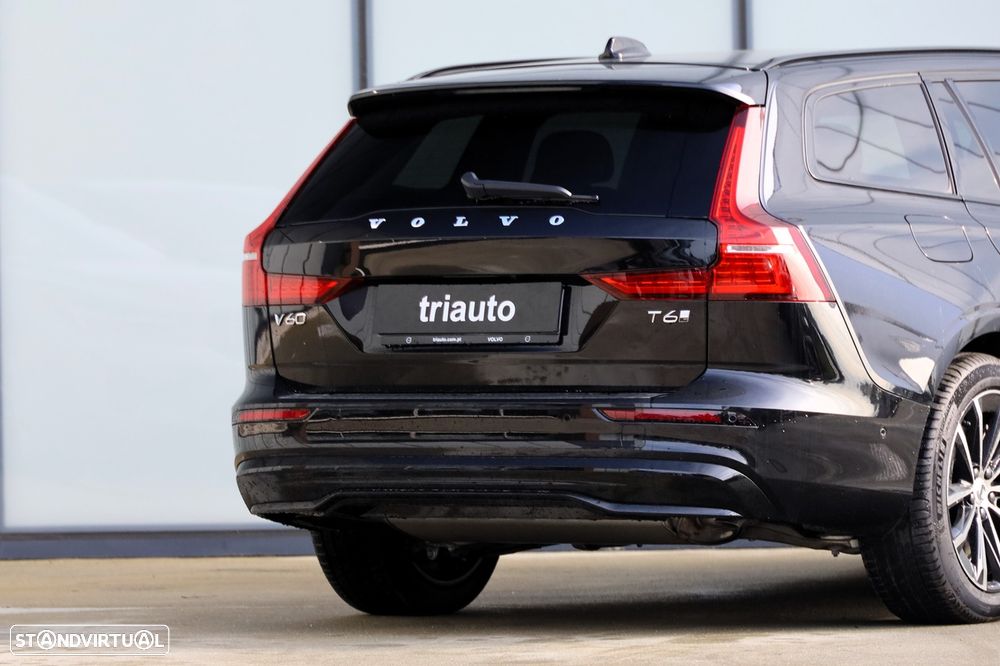 Volvo V60 2.0 T6 AWD TE Plus Dark - 32