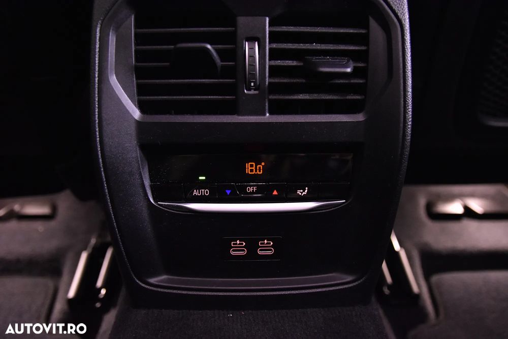 BMW Seria 3 318i Aut. - 25