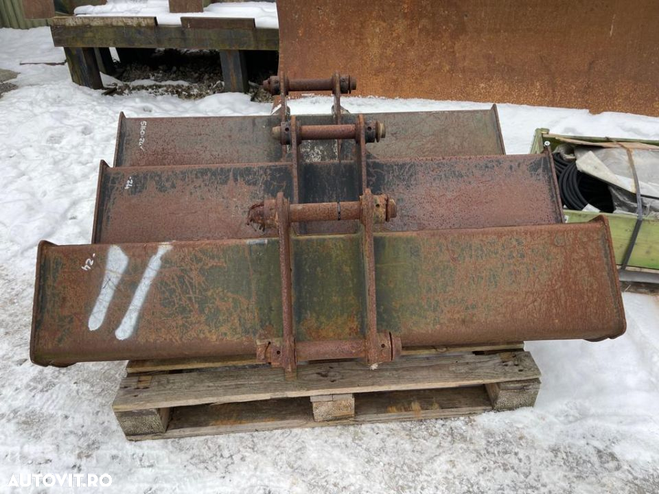 Cupa taluz buldoexcavator JCB - 4
