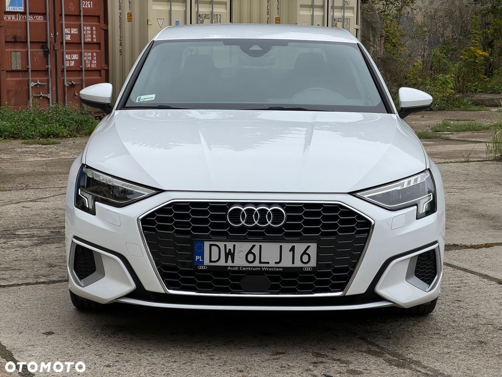 Audi A3 Limousine null - 4