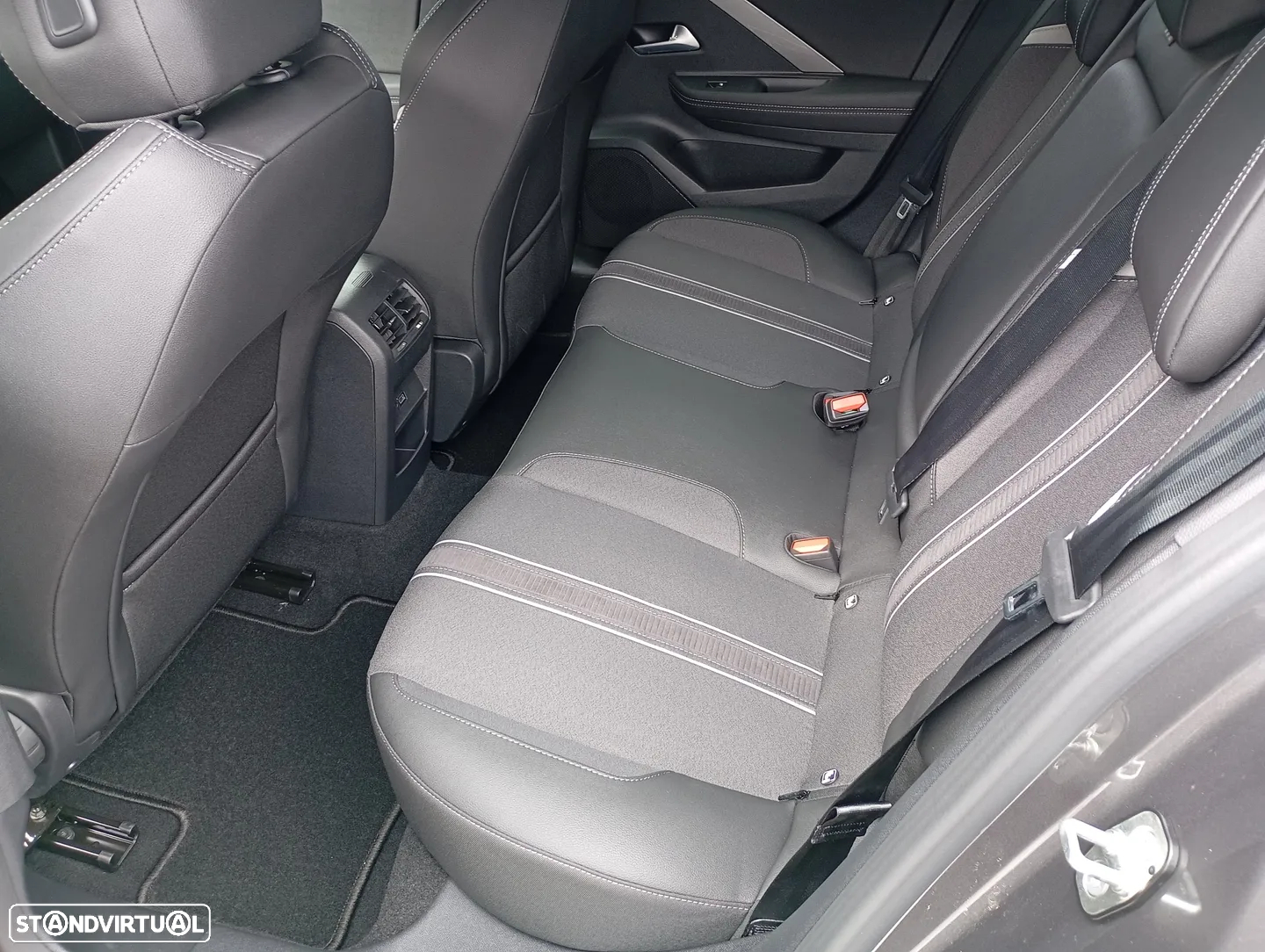 Opel Astra Sports Tourer 1.6 T PHEV GS - 16