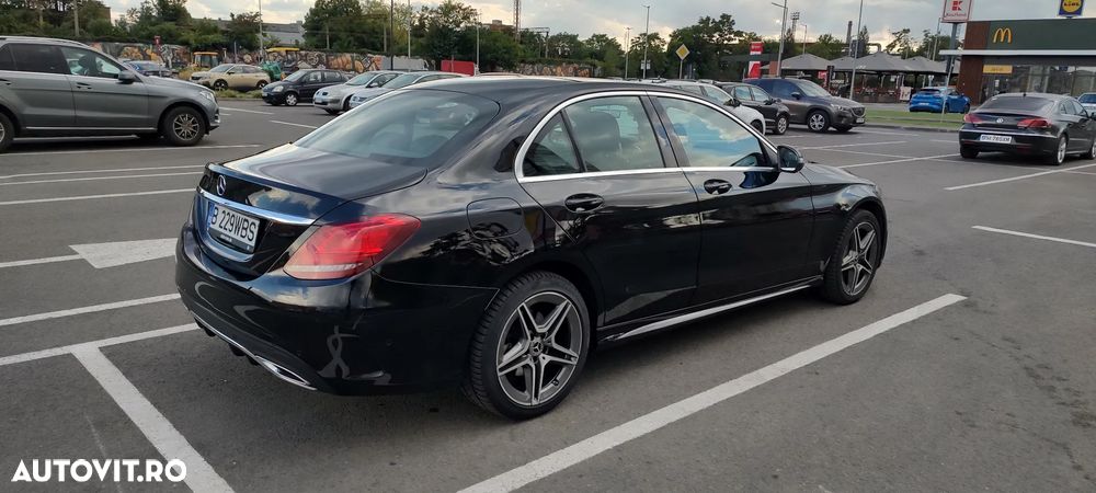 Mercedes-Benz C 220 d 4Matic T 9G-TRONIC AMG Line - 2