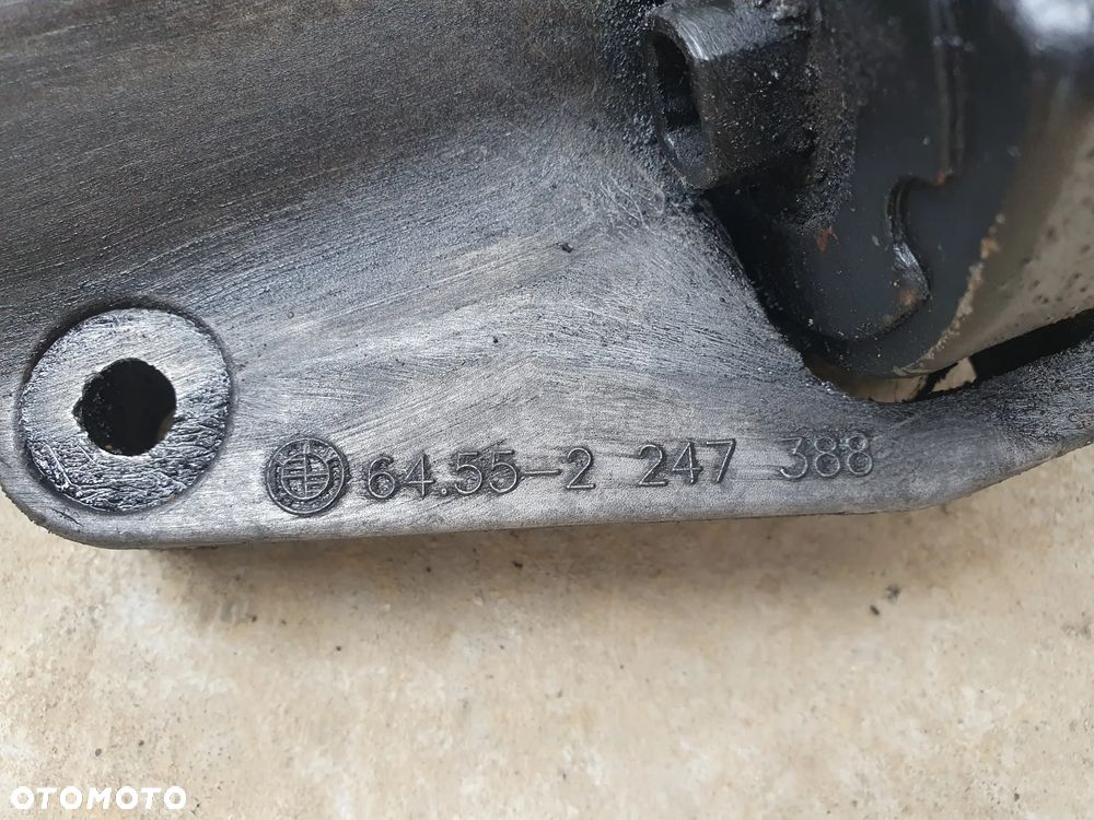 BMW E39 E46 2.0D ŁAPA WSPORNIK MOCOWANIE KOMPRESORA SPRĘŻARKI 2247388 - 3