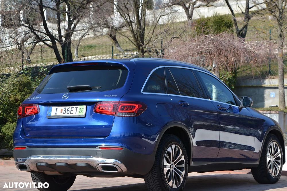 Mercedes-Benz GLC - 13