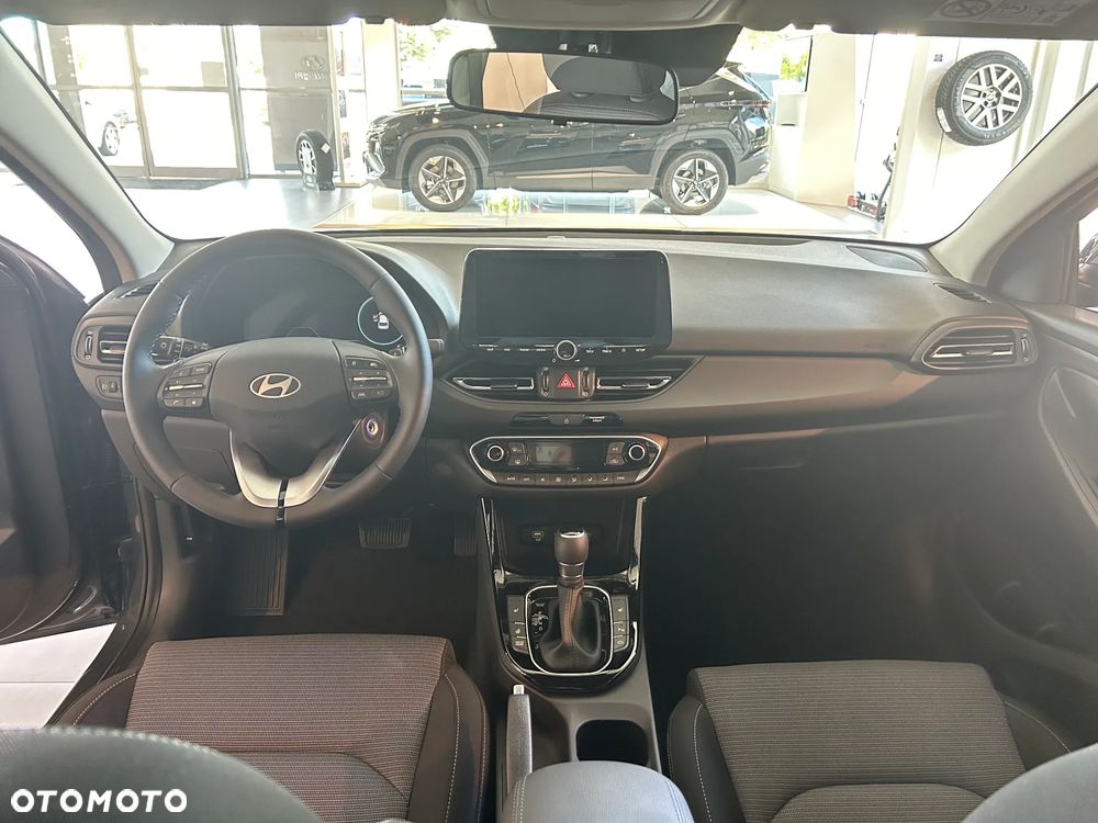 Hyundai i30 1.6 T-GDI Modern DCT - 9