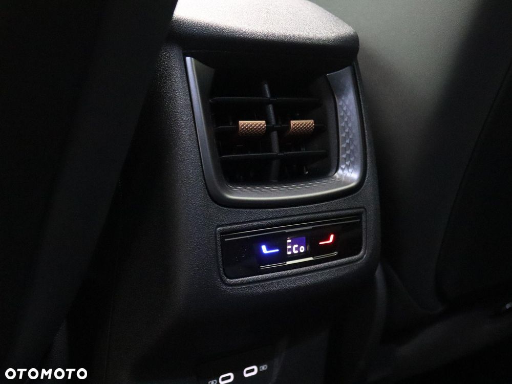 Cupra Terramar 1.5 e-Hybrid DSG VZ - 36