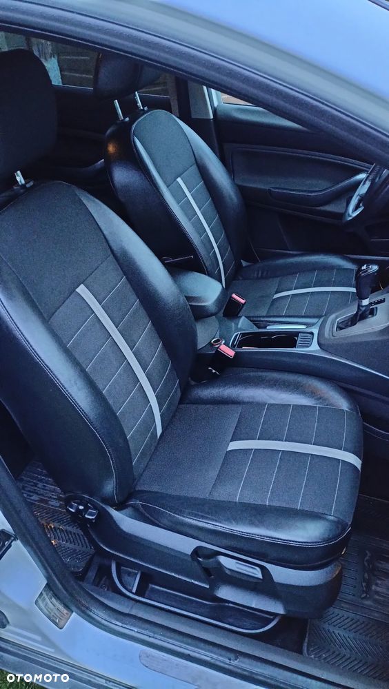 Ford Kuga 2.0 TDCi 4WD Titanium Plus - 12