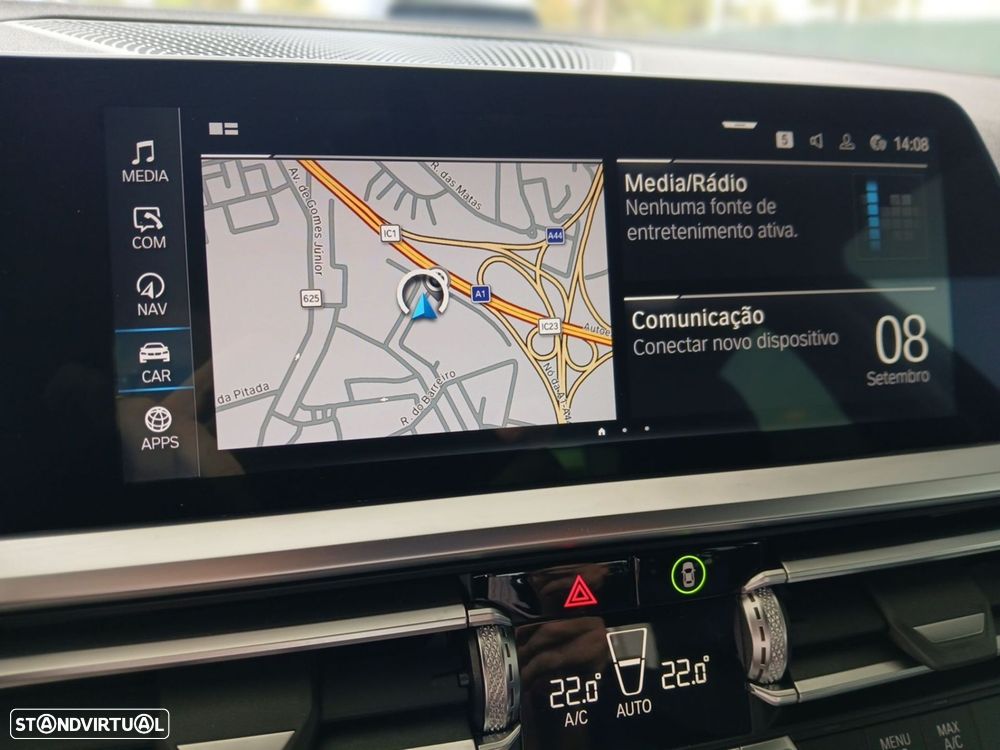 BMW 330 e Pack Desportivo M Auto - 22