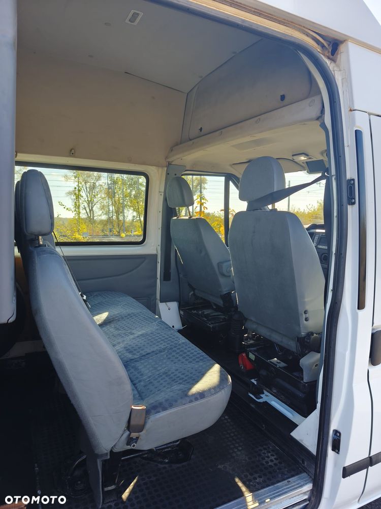 Ford Transit 350L Trend FWD - 10