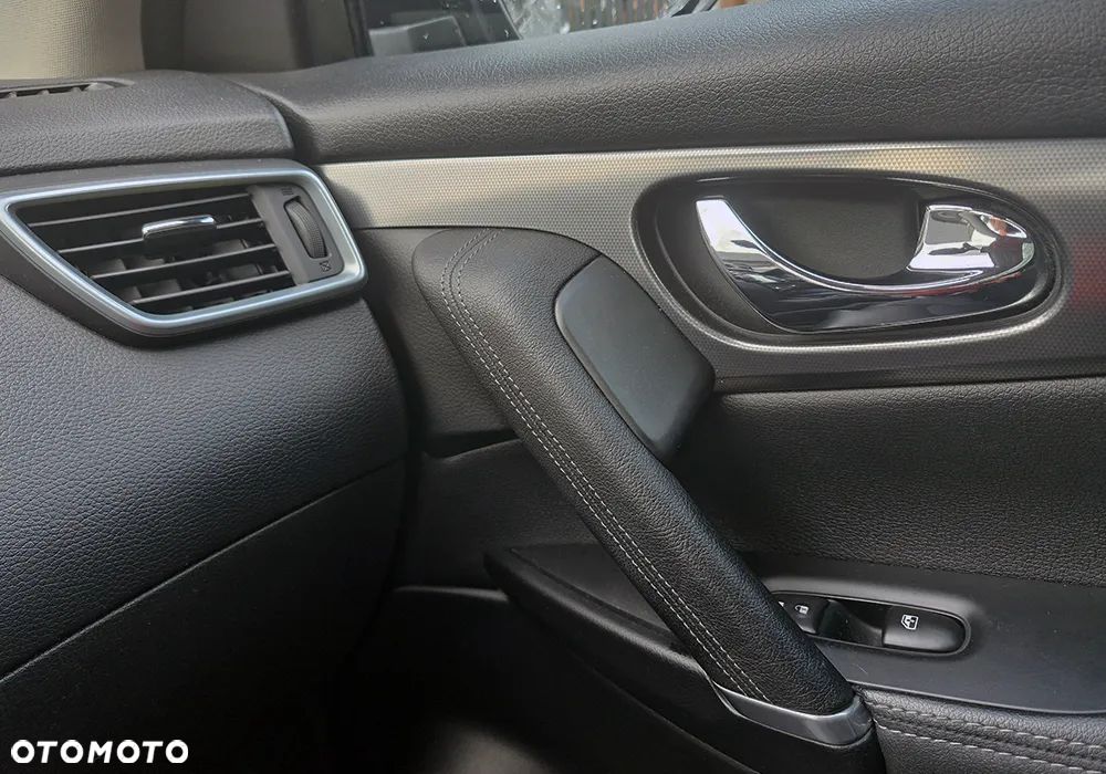 Nissan Qashqai 1.6 DIG-T Tekna - 10