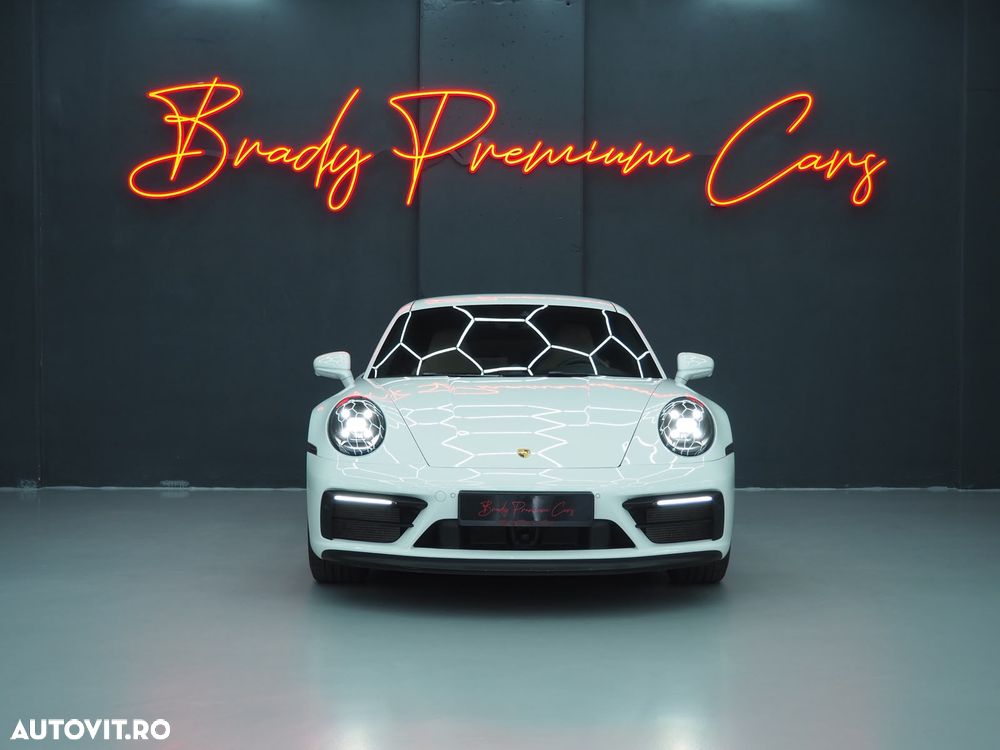 Porsche 911 Carrera GTS PDK - 5
