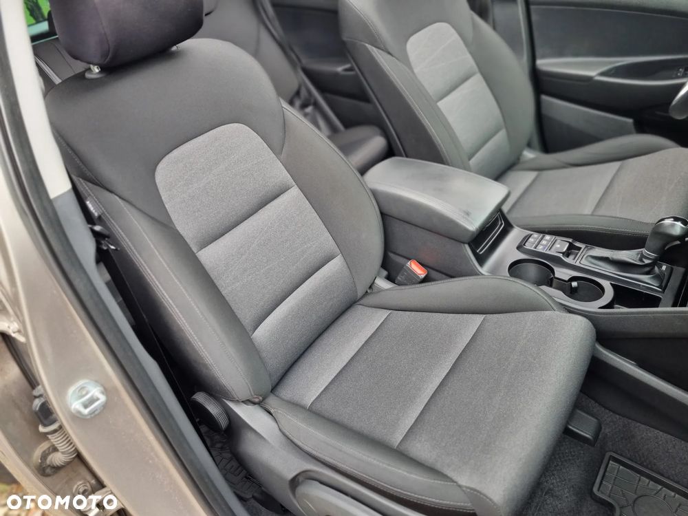 Hyundai Tucson blue 1.6 CRDi 4WD DCT Premium - 22