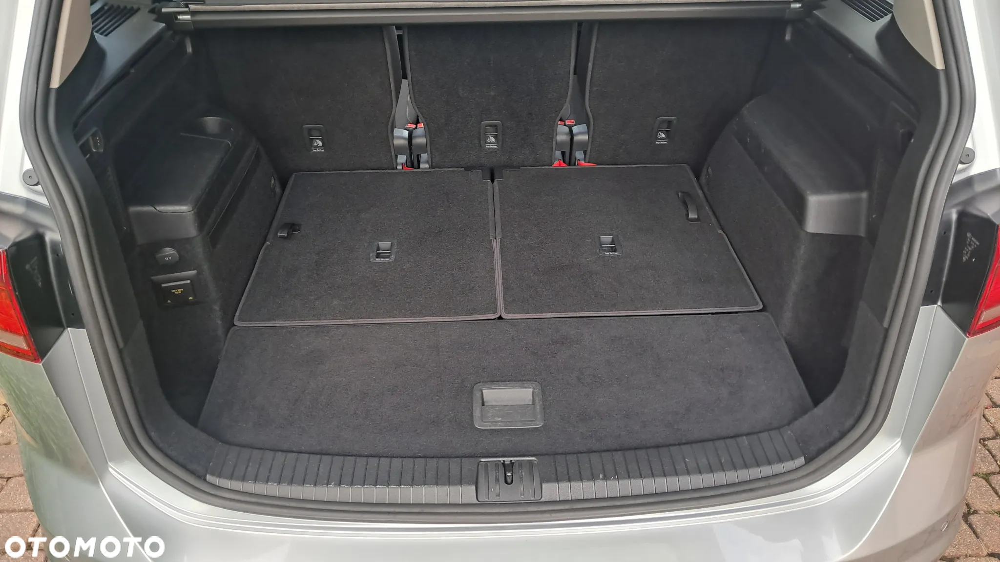 Volkswagen Touran 1.4 TSI BMT Comfortline DSG - 23